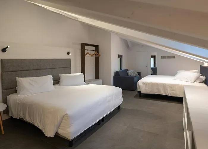 Boutique Touring 3*
