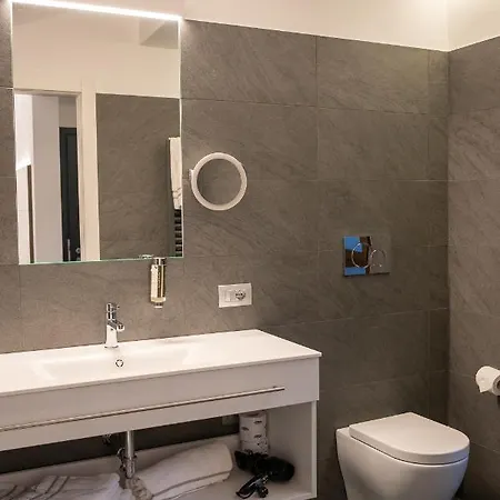 Boutique Touring Hotel 3*