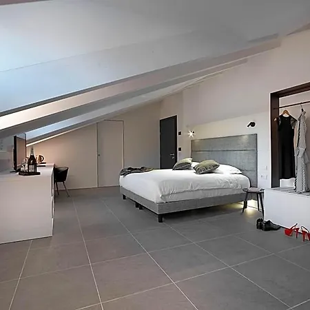 Boutique Touring Szálloda 3*