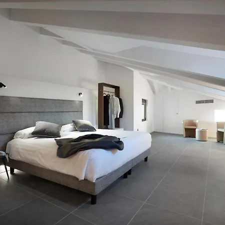 Hotel Boutique Touring