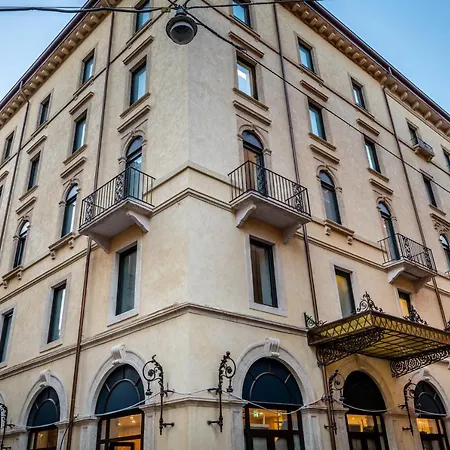 Boutique Touring Отель Верона