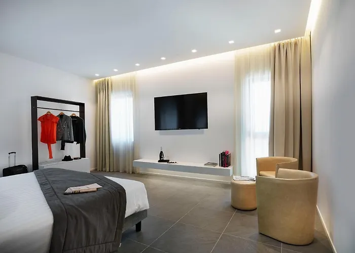 Boutique Touring Hotell 3*